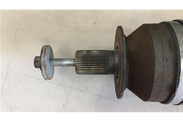 Recambio de palier delantero derecho para mazda 3 berlina (bk) 1.6 cd active+ xcite referencia OEM IAM   
