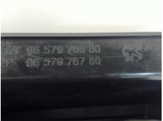 Recambio de manilla int. puerta delantero izquierda para renault clio i fase iii 1.2 rn referencia OEM IAM 7700813585  