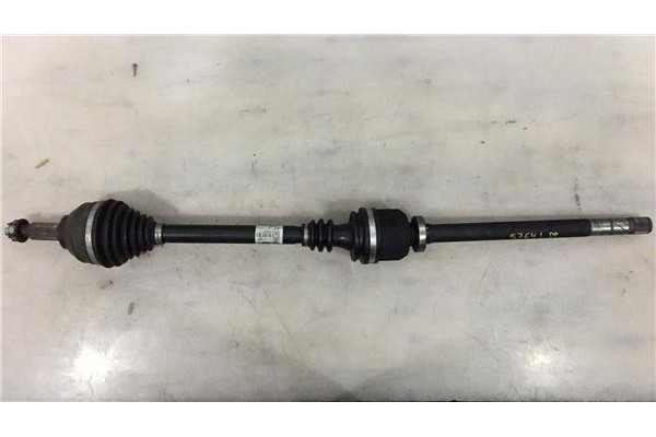Recambio de palier delantero derecho para nissan primastar   (x83) 2.5 combi, 9 plazas, batalla larga 2.96t referencia OEM IAM  