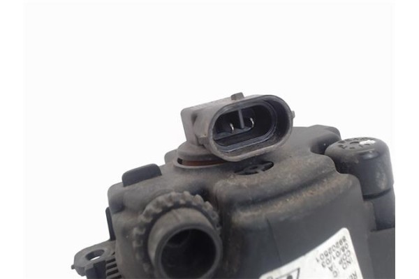 Recambio de faro antiniebla izquierdo para renault megane ii berlina 3p referencia OEM IAM 8200074008 89202501 2N1115201AB , FOR