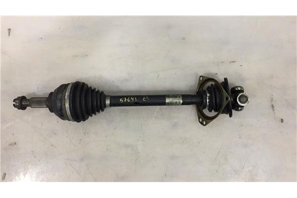 Recambio de palier delantero izquierdo para nissan primastar   (x83) 2.5 combi, 9 plazas, batalla larga 2.96t referencia OEM IAM