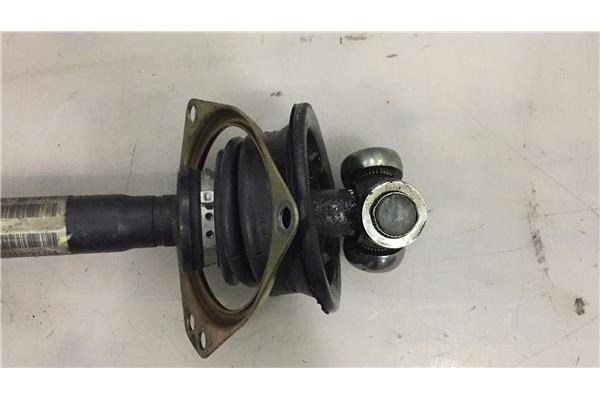 Recambio de palier delantero izquierdo para nissan primastar   (x83) 2.5 combi, 9 plazas, batalla larga 2.96t referencia OEM IAM