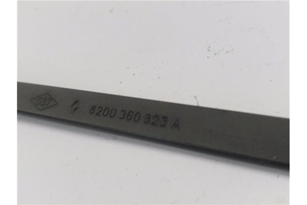 Recambio de brazo limpiaparabrisas delantero izquierdo para renault modus i 1.5 dci (fp0f, jp0f) referencia OEM IAM 8200360823A 