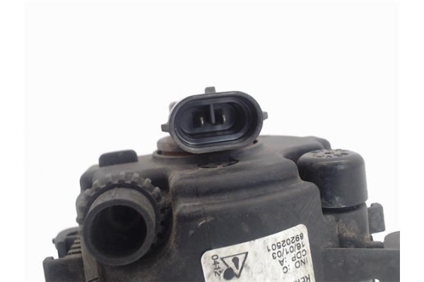 Recambio de faro antiniebla izquierdo para renault megane ii berlina 5p referencia OEM IAM 8200074008 89202501 2N1115201AB , FOR