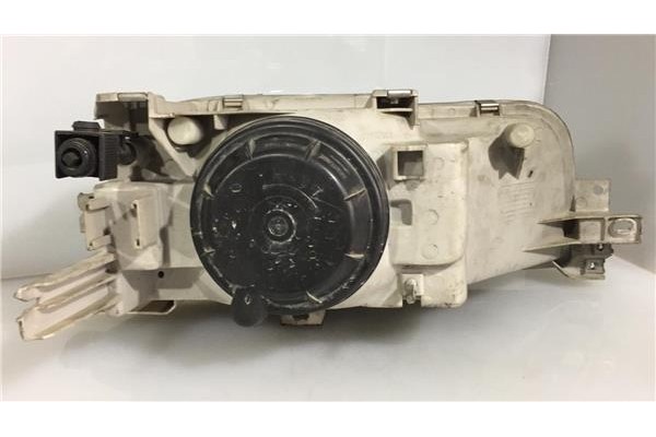 Recambio de faro delantero izquierdo para renault r 21 berlina (b/l48) 1.7 referencia OEM IAM 7701034132  