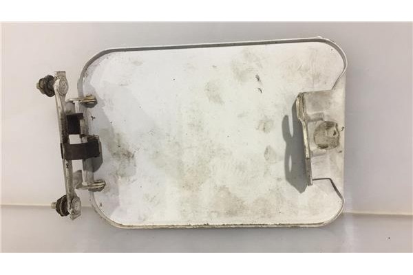 Recambio de tapa exterior combustible para renault r 21 berlina (b/l48) 1.7 referencia OEM IAM 7750771546  