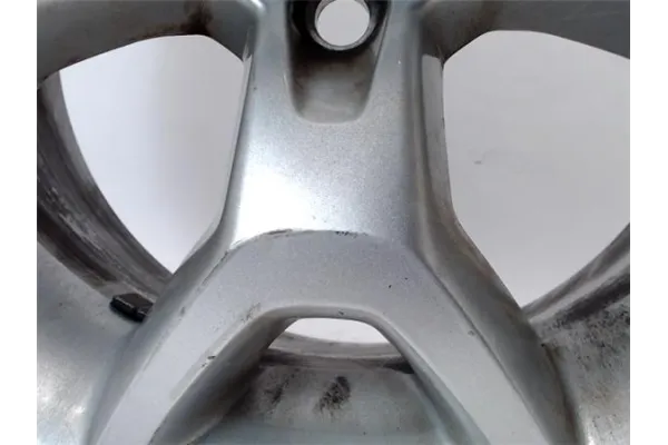 Recambio de llanta para ford kuga (cbv) 2.0 tdci referencia OEM IAM 8V411007AA  