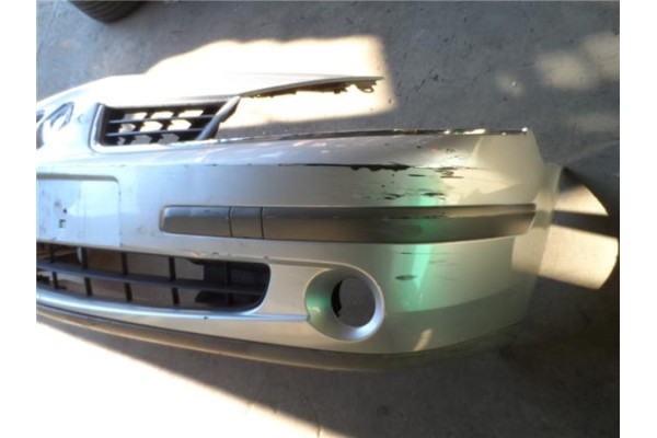 Recambio de paragolpes delantero para renault laguna ii (bg0) 1.9 dci (bg1a, bg1w) referencia OEM IAM 7701476242  