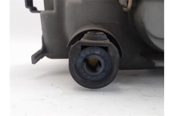 Recambio de faro delantero izquierdo para citroen xantia break referencia OEM IAM 6204R9  
