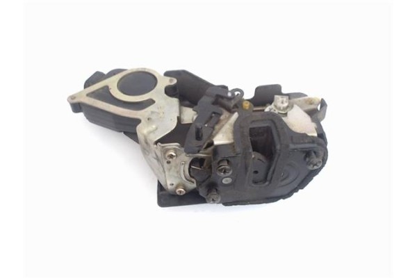 Recambio de cierre electromagnetico trasero derecho para hyundai matrix (fc) 1.6 referencia OEM IAM 8142017100  