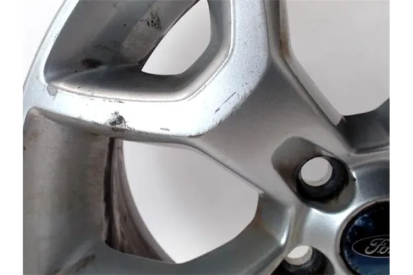 Recambio de llanta para ford kuga (cbv) 2.0 tdci referencia OEM IAM 8V411007AA  