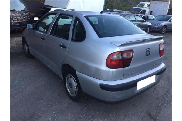 seat cordoba berlina (6k2) del año 2000
