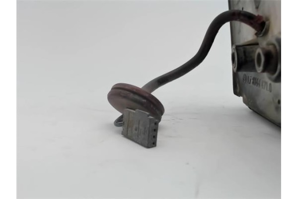 Recambio de retrovisor electrico izquierdo para bmw serie 3 berlina (e36) 2.0 320i exclusiv edition referencia OEM IAM 81444710 