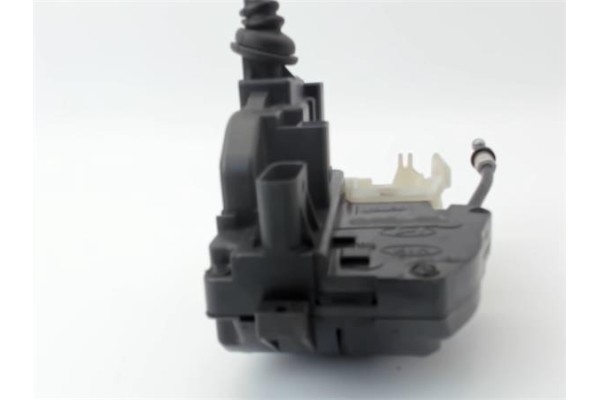 Recambio de cerradura puerta delantero izquierda para kia ceed (ed) 1.6 concept referencia OEM IAM 813101H000  