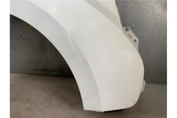 Recambio de aleta delantero derecha para peugeot bipper 1.4 básico referencia OEM IAM 7841Y5  