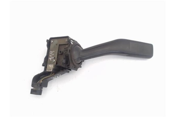 Recambio de palier delantero izquierdo para audi a4 berlina (8e) 1.9 tdi referencia OEM IAM   