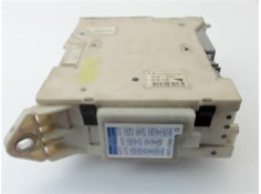 Recambio de caja fusibles/rele para lexus is ii (_xe2_) 220 d (ale20) referencia OEM IAM 8273053021  