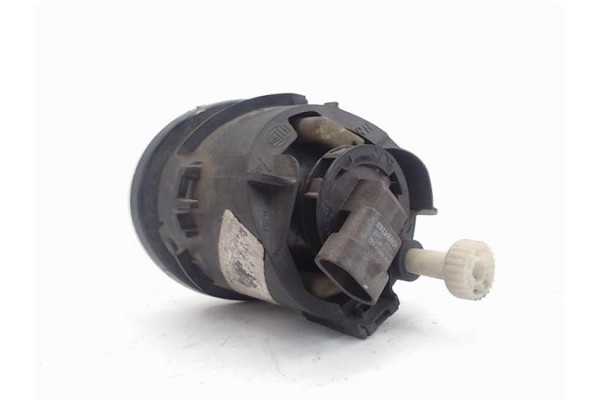 Recambio de faro antiniebla derecho para nissan almera tino (v10m) referencia OEM IAM   