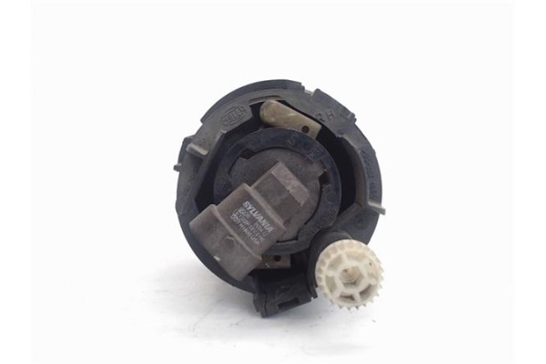 Recambio de faro antiniebla derecho para nissan almera tino (v10m) referencia OEM IAM   