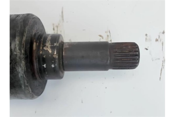 Recambio de palier delantero izquierdo para peugeot 205 ii (20a/c) 1.3 rallye referencia OEM IAM   