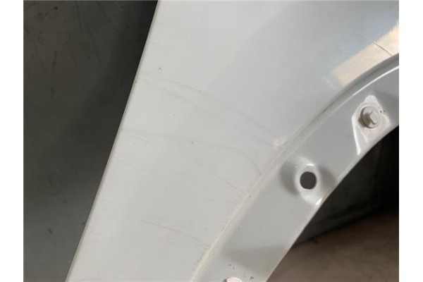 Recambio de aleta delantero derecha para opel corsa c 1.2 twinport referencia OEM IAM 1102030  