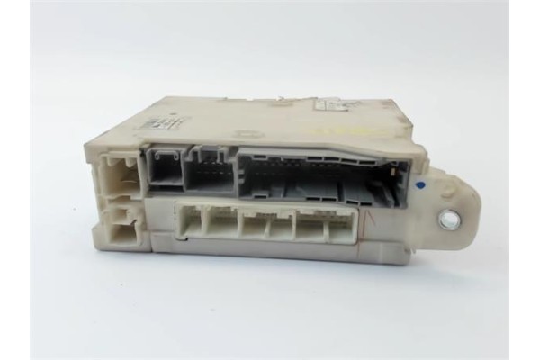 Recambio de modulo confort para lexus is ii (_xe2_) 220 d (ale20) referencia OEM IAM 8273053050  