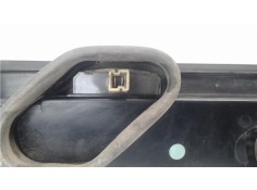 Recambio de piloto trasero central para renault r 21 berlina (b/l48) referencia OEM IAM 7700792915  