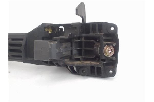 Recambio de maneta exterior delantero derecha para toyota corolla (e12) 1.6 vvt-i referencia OEM IAM 6920112030  