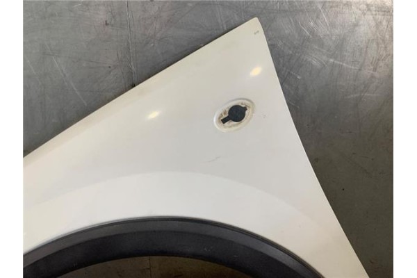 Recambio de aleta delantero izquierda para opel corsa c 1.2 twinport referencia OEM IAM 1101031  