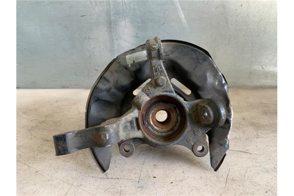 Recambio de mangueta delantero derecha para toyota corolla (e12) 1.6 vvt-i referencia OEM IAM 4321119015  
