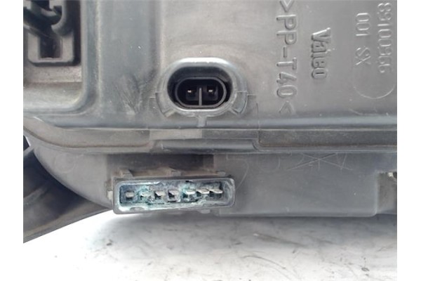 Recambio de faro delantero izquierdo para fiat ii punto (188) berlina referencia OEM IAM 46522720  