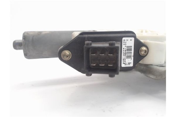 Recambio de mecanismo elevalunas delantero derecho para toyota corolla (e12) 1.6 vvt-i referencia OEM IAM 6981002130 0130822032 