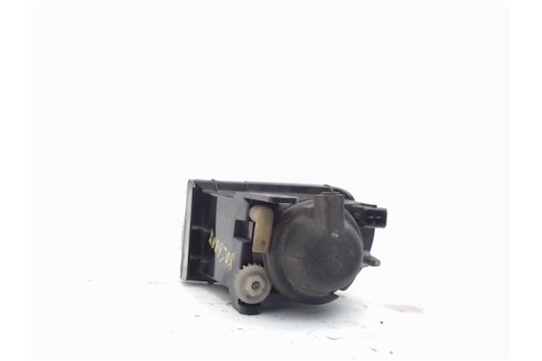Recambio de faro antiniebla derecho para toyota avensis berlina (t22) 2.0 vvt-i referencia OEM IAM 8122005050  8122105040 , TOYO
