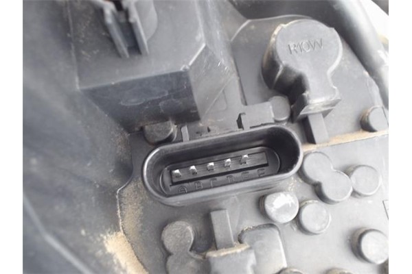 Recambio de piloto trasero derecho para opel insignia berlina 2.0 cdti referencia OEM IAM 168372  