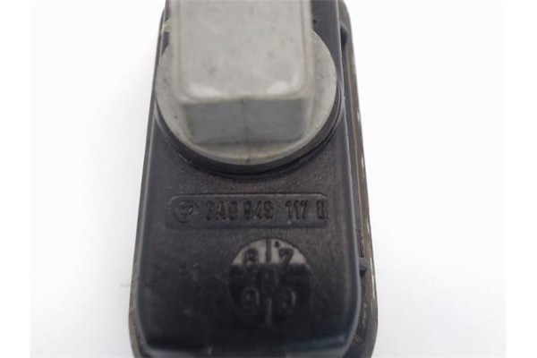 Recambio de piloto intermitente lat. delantero derecho para volkswagen golf iv berlina (1j1) referencia OEM IAM 3A0949117  3A094