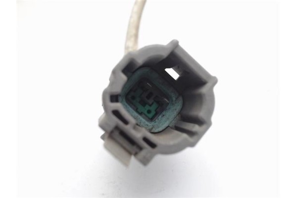 Recambio de faro antiniebla derecho para nissan x-trail (t30) 2.2 di 4x4 referencia OEM IAM 261548H900  