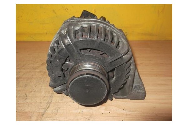 Recambio de alternador para volvo v70 familiar 2.5 tdi referencia OEM IAM 8676498 0124525029 