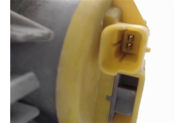Recambio de faro antiniebla para citroen c2 1.4 hdi referencia OEM IAM 9648947780  