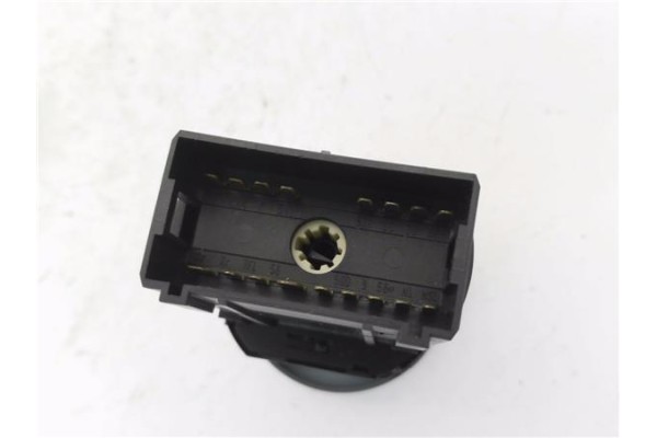 Recambio de mando de luces para volkswagen bora berlina (1j2) 1.9 conceptline referencia OEM IAM 1C0941531  