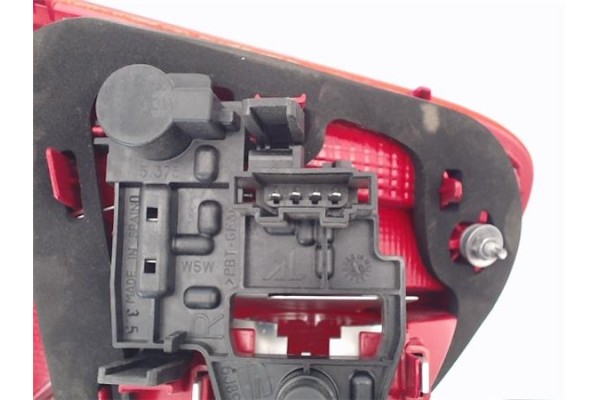 Recambio de piloto trasero derecho para seat ibiza st (6j8) referencia OEM IAM 6J8945094  