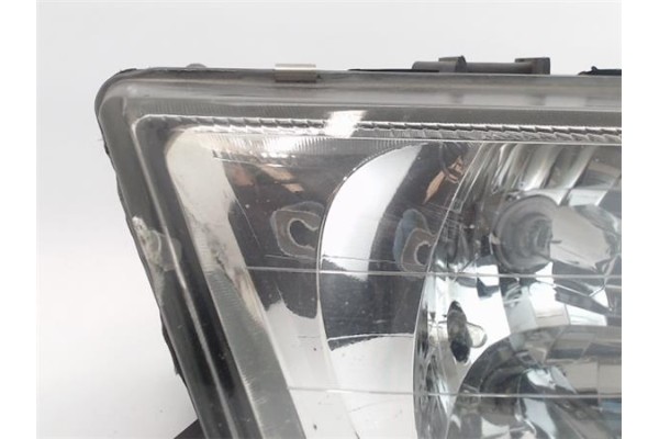 Recambio de faro delantero dcho para nissan almera (n15) referencia OEM IAM 082151168R  