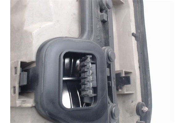 Recambio de piloto trasero izquierdo para opel zafira a referencia OEM IAM 9117444  