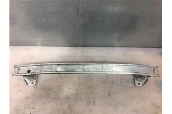 Recambio de refuerzo paragolpes para renault clio iii 1.5 dci referencia OEM IAM   