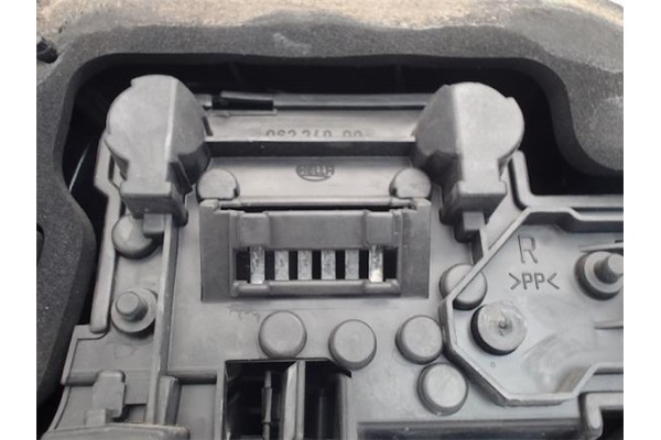 Recambio de piloto trasero derecho para seat ibiza (6k1) referencia OEM IAM 96224000  