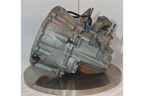 Recambio de caja cambios manual para renault scenic ii (jm) 1.9 dci (jm15) referencia OEM IAM 7701717852  