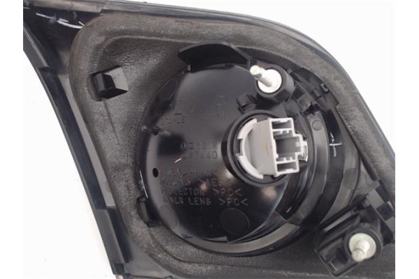 Recambio de piloto porton trasero derecho para mazda 3 berlina (bk) referencia OEM IAM   