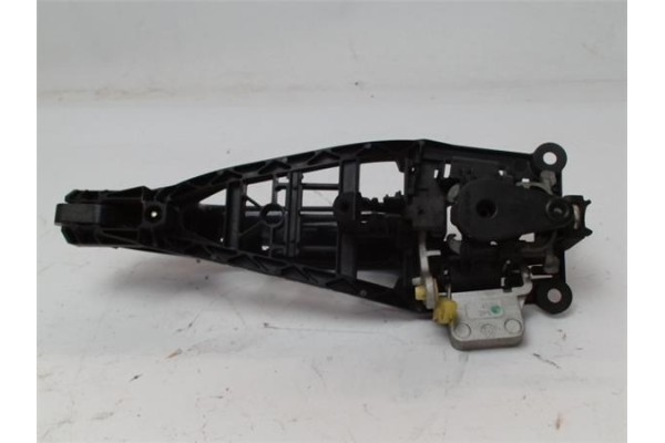 Recambio de maneta exterior delantero izquierda para opel corsa d 1.4 referencia OEM IAM 138685  