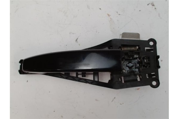 Recambio de maneta exterior delantero izquierda para opel corsa d 1.4 referencia OEM IAM 138685  