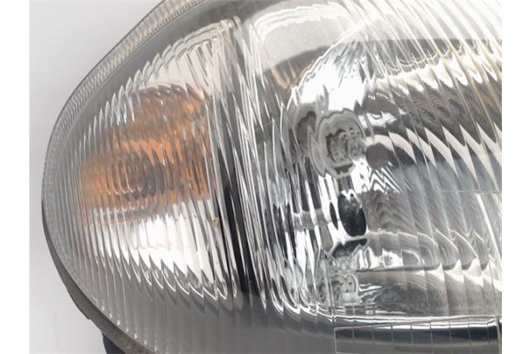 Recambio de faro delantero dcho para renault clio ii fase i (b/cb0) referencia OEM IAM 7701045169  