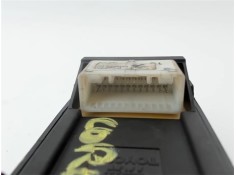 Recambio de mando elevalunas para toyota corolla (e12) 2.0 d-4d referencia OEM IAM 848200F040  